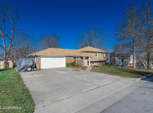 404 Elm Tree Dr, Jefferson City, MO 65109