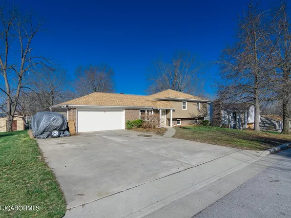 404 Elm Tree Dr, Jefferson City, MO 65109