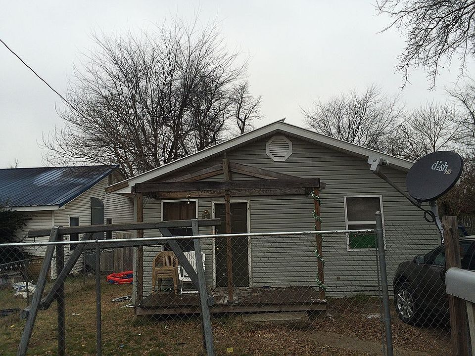 1st image of 1105 Church St