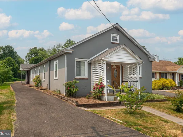 2512 Swamp Pike, Gilbertsville, PA 19525