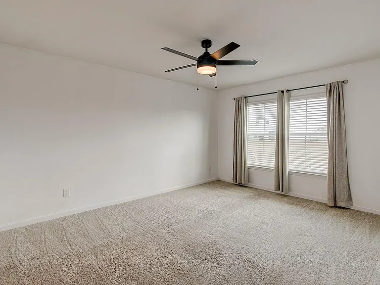 195 Carrington Dr — Photo 10