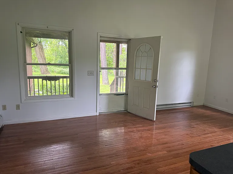 183 Barrytown Rd — Photo 20