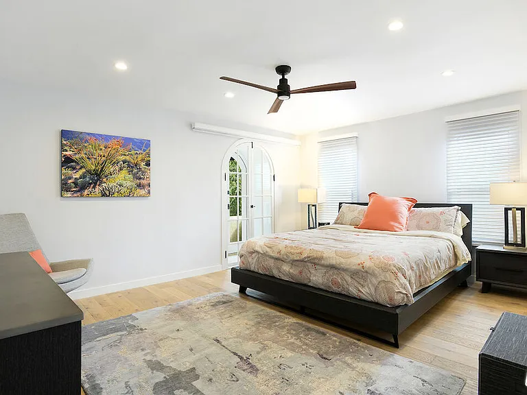 823 N Harper Ave — Photo 13