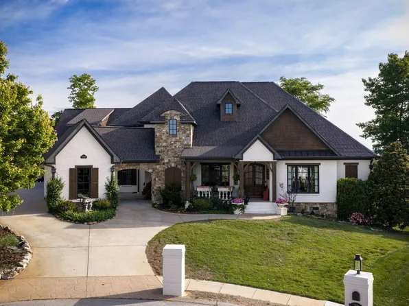 7890 Lexsaturno Ln, Ooltewah, TN 37363