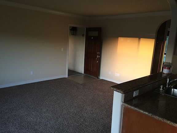 3rd image of 792 Avocado Ave Unit 11