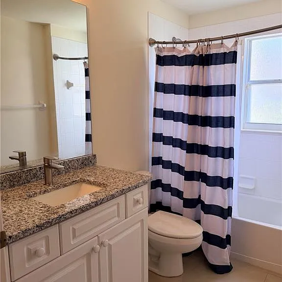 8216 Ibis Cove Cir #B-215 — Photo 21