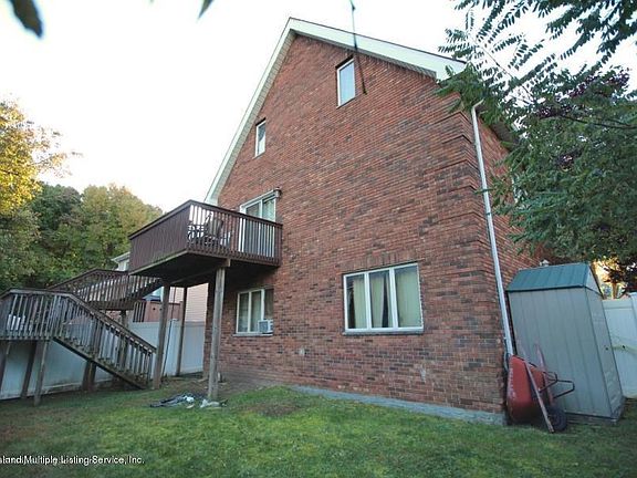 3rd image of 175 Academy Ave