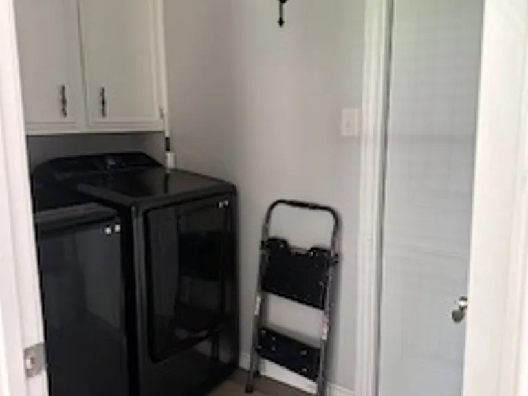 3005 Phillip Pl — Photo 17
