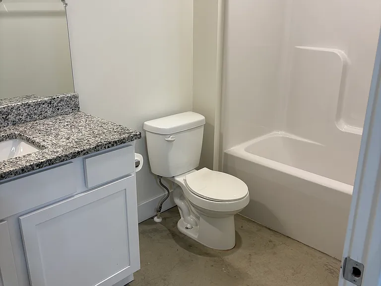210 N Hoover St #210 — Photo 6