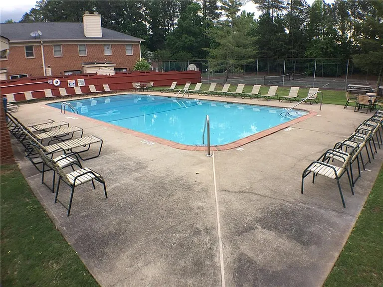 2906 Webb Bridge Rd — Photo 21