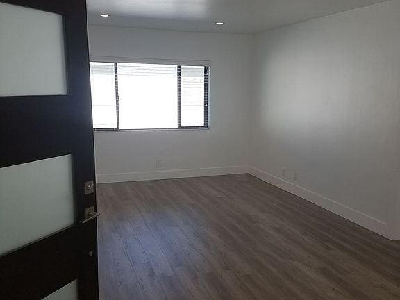 5th image of 16915 Yukon Ave APT 04