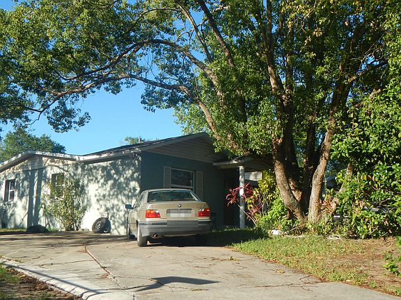 2nd image of 1213 Lakecrest Dr