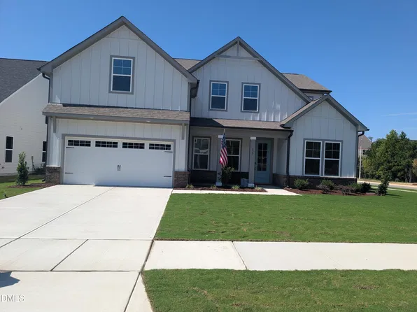 829 Diana Victoria Ct, Wendell, NC 27591