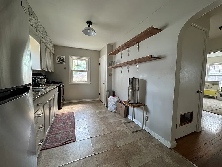 2130 N 6th St — Photo 13