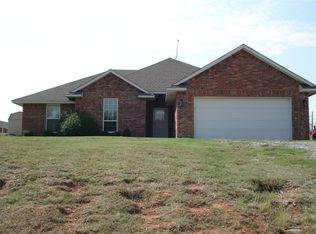 1693 County Road 1230, Tuttle, OK 73089
