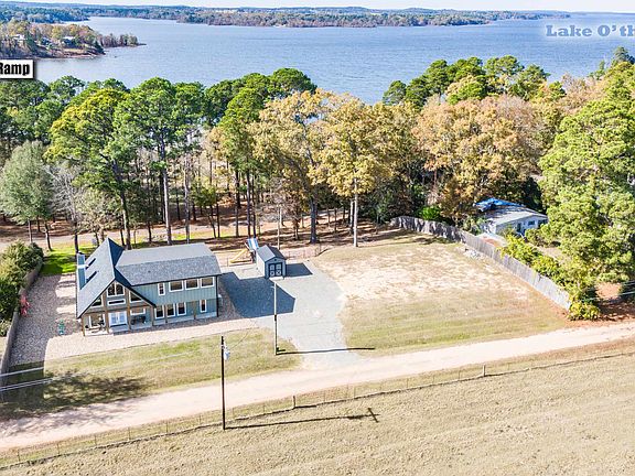 4th image of 449 Lakeview Cir