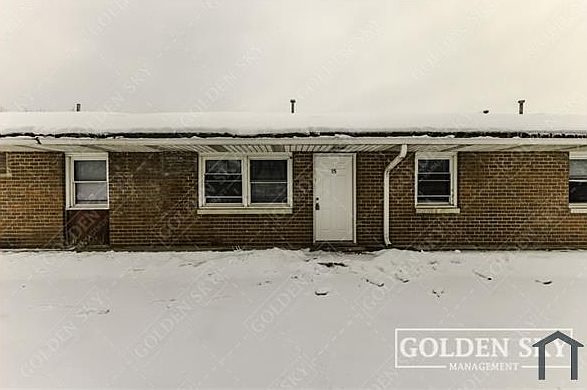 1st image of 4611 S Madison St APT 15
