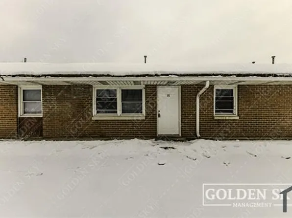 4611 S Madison St APT 15, Muncie, IN 47302