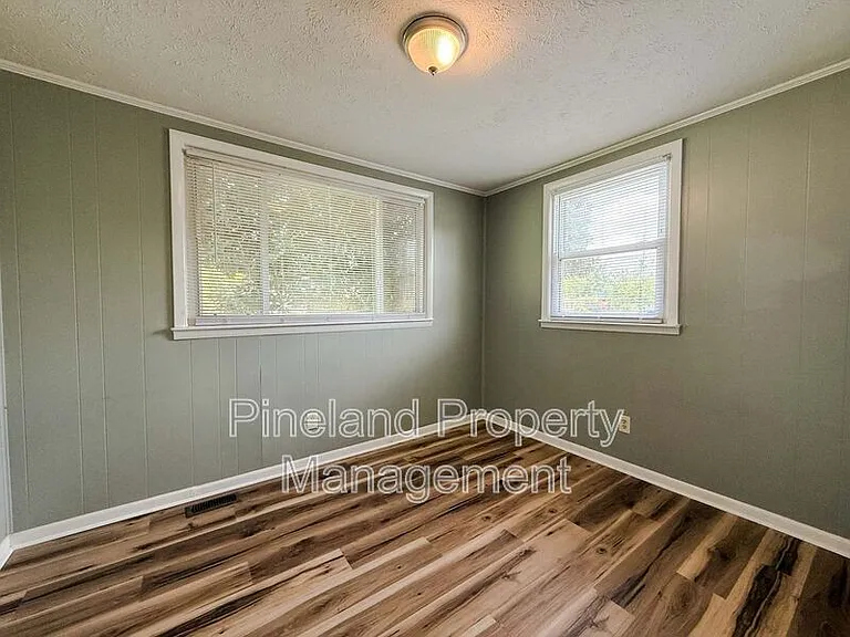 6151 Wynnwood Dr — Photo 19