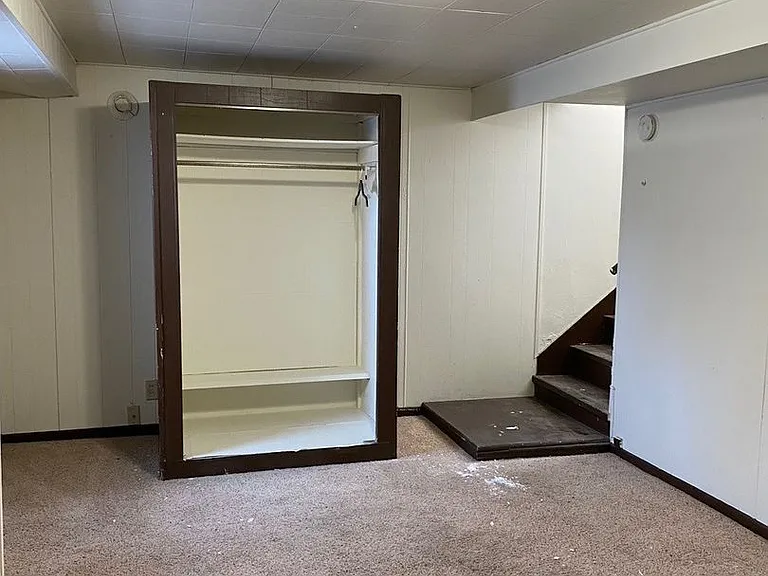 Park Apartments — Photo 21