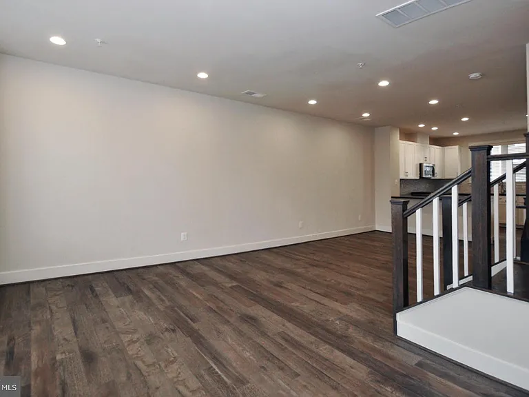 6680 Eames Way — Photo 7