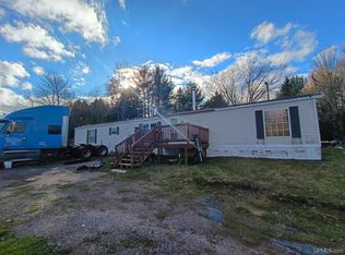 120 Town Line Rd, Skandia, MI 49885