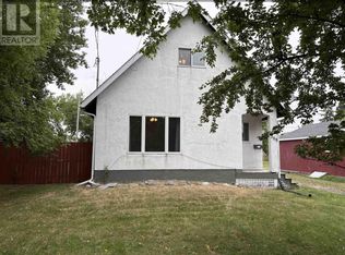 308 3rd St W, Fort Frances, ON P9A 3A7