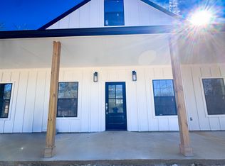 259 Magnolia St, Pope, MS 38658