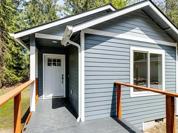 1116 1/2 W 17th, Silverdale, WA 98383