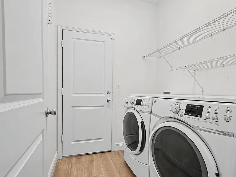 1396 Potenza Dr — Photo 14