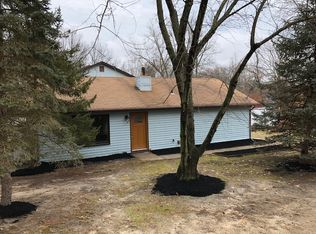 9 Swan Rd, Howell, NJ 07731