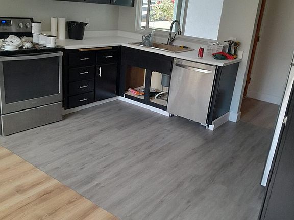 2nd image of 1214 Balsam Way