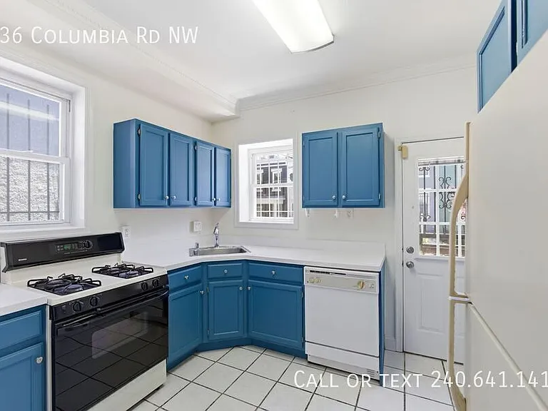 636 Columbia Rd NW — Photo 36