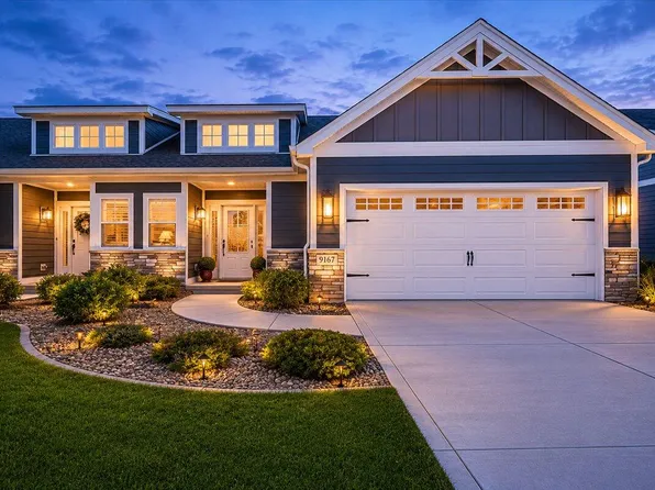 9167 Hickory Pl, Saint John, IN 46373