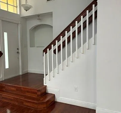 4 bed, 2.5 bath, $5,200 — Photo 2