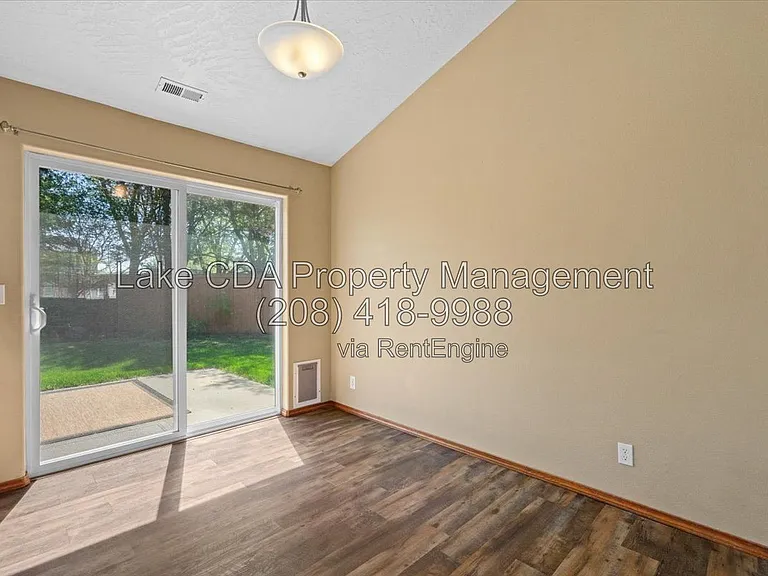 8920 N Torrey Ln — Photo 18