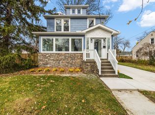 142 W Bernhard Ave, Hazel Park, MI