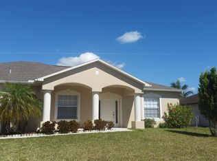 2017 NE 4th Ter, Cape Coral, FL 33909