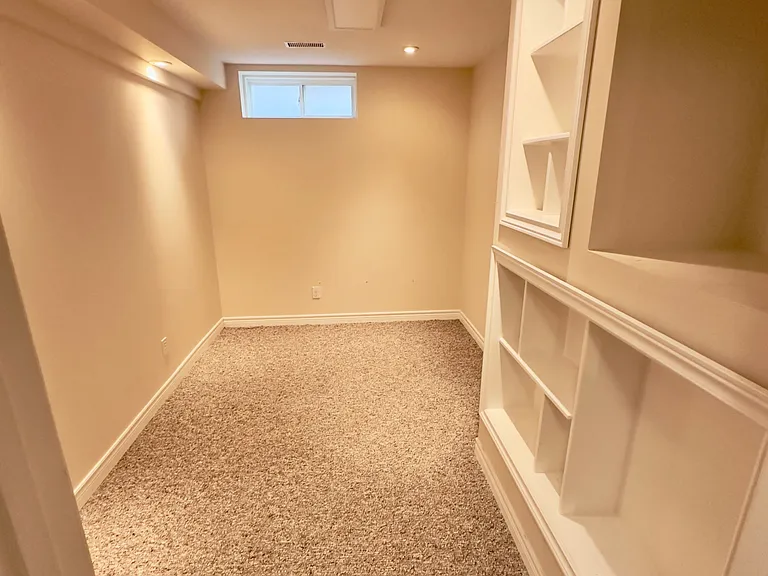 908 Copper Leaf Cres — Photo 40