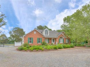 200 Landing View Dr, Lancaster, VA 22503