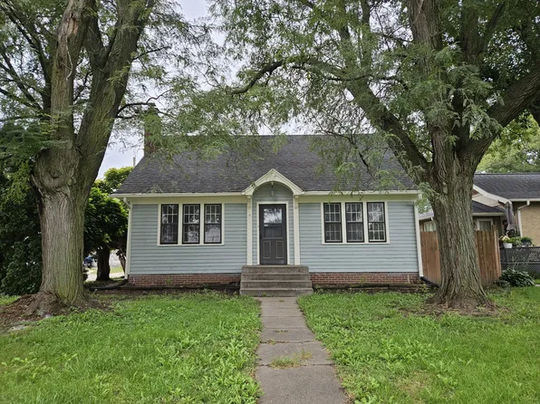 1333 N Pine St, Wahoo, NE 68066