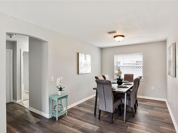 5th image of 2518 Hamlet Ln