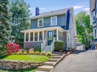 2 Wildwood Ter, Glen Ridge, NJ 07028