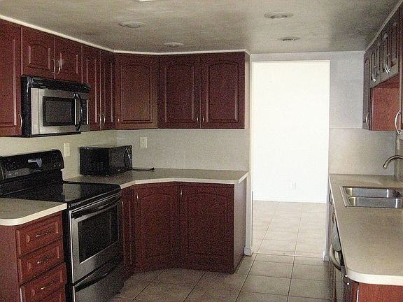 2nd image of 6614 NW 57th Ct