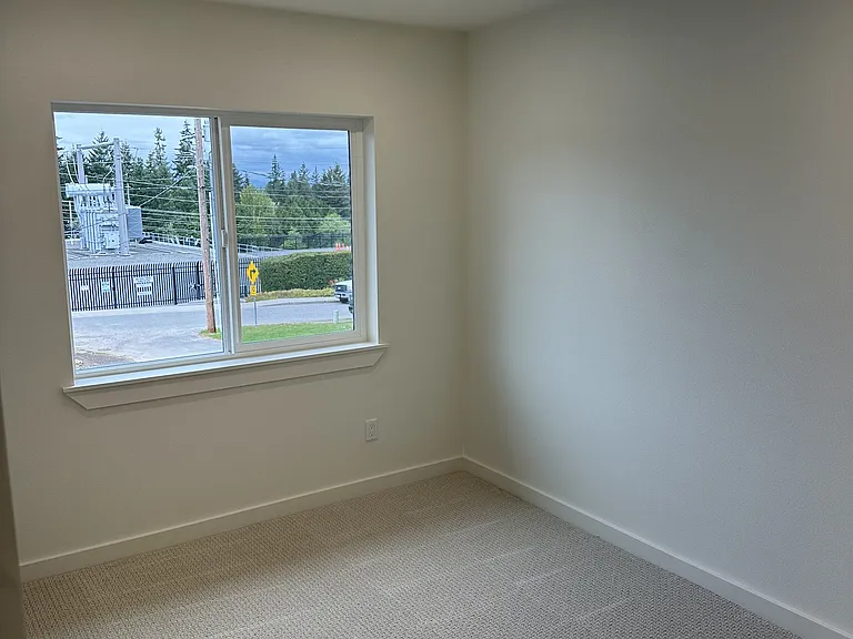 1630 Scenic Dr #C — Photo 4
