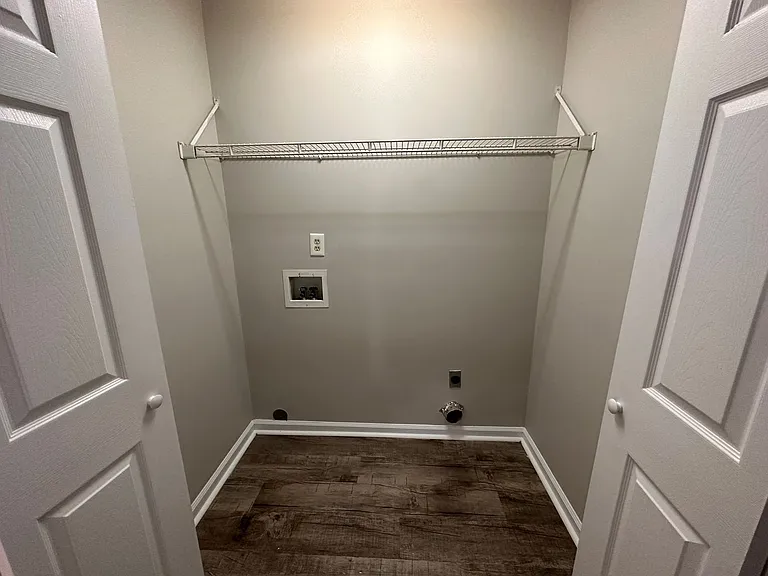Breckenridge Apartment Homes — Photo 69