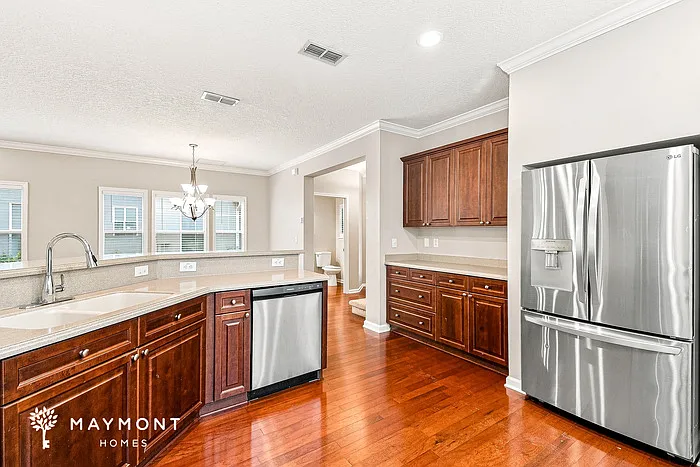 6311 Devonhurst Dr — Photo 8