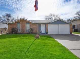 827 Quail Ter, Mansfield, TX 76063