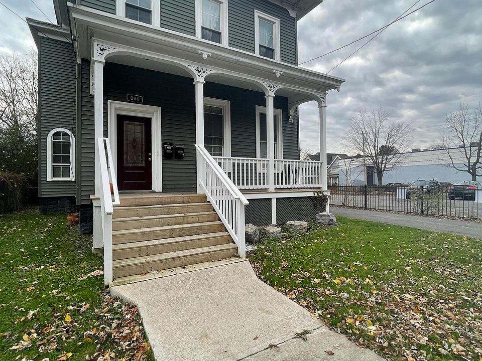 1st image of 206 Hawley Ave APT 1