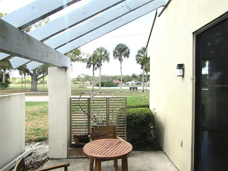 2405 Crispin Ct #E-1 — Photo 9